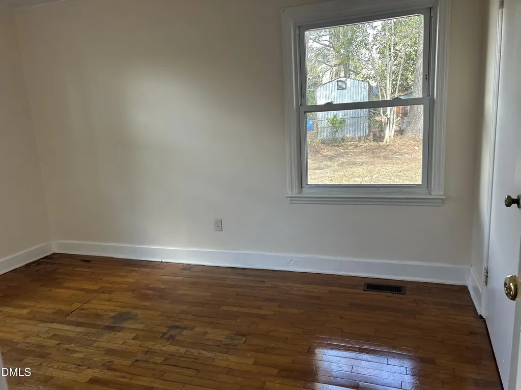 410 W Godwin Street Dunn NC 28334