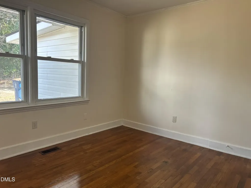 410 W Godwin Street Dunn NC 28334
