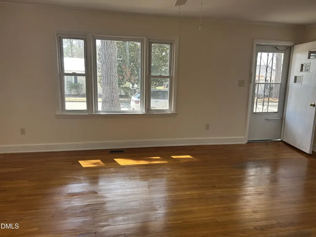 410 W Godwin Street Dunn NC 28334