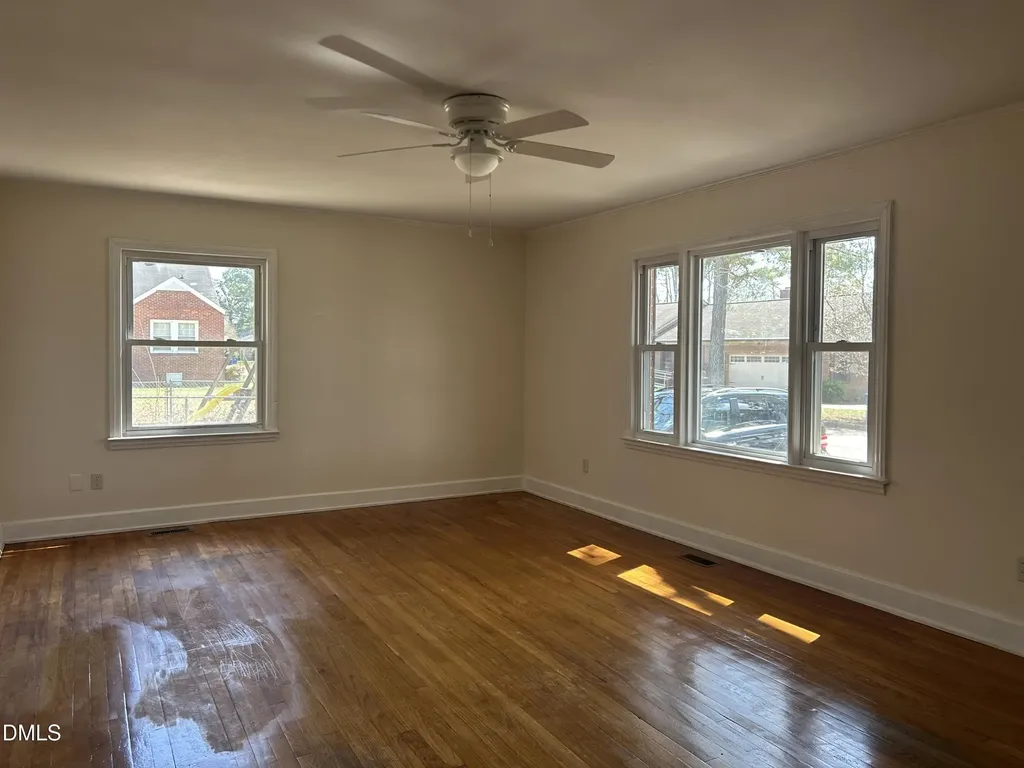 410 W Godwin Street Dunn NC 28334