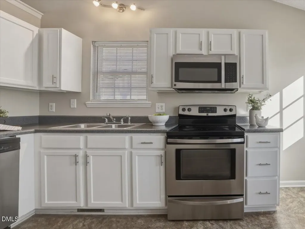 325 Wolfbridge Road Holly Springs NC 27540