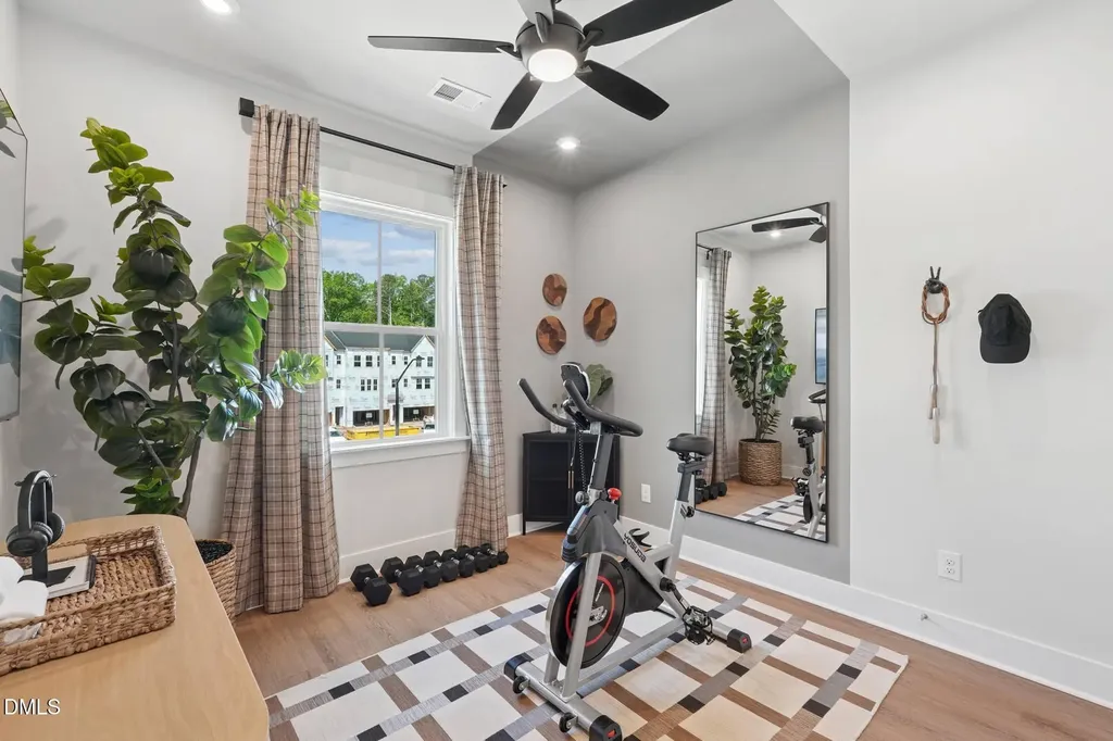 1054 Zelkova Lane Chapel Hill NC 27517