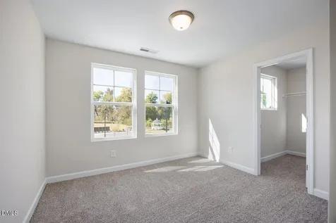 517 Crescent Wood Trail Zebulon NC 27597