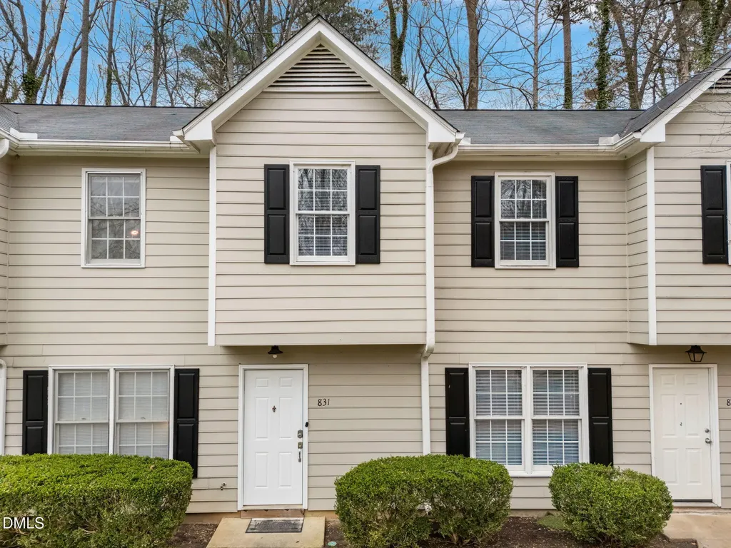 831 Dalewood Drive Raleigh NC 27610