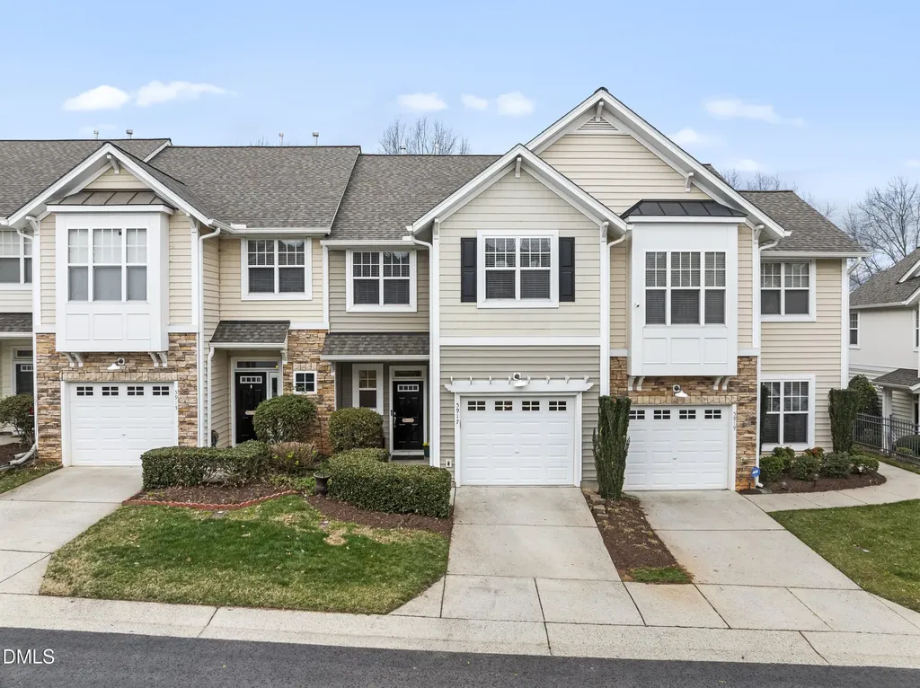 5917 Chivalry Court Raleigh NC 27612
