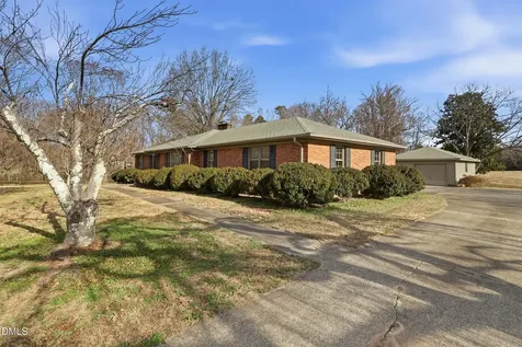 1531 Mount Hope Church Road Mcleansville NC 27301