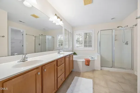 7 Bobcat Court Durham NC 27713