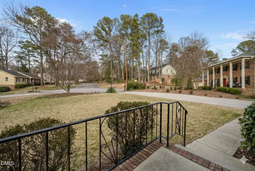 4300 Edgehill Court Raleigh NC 27612