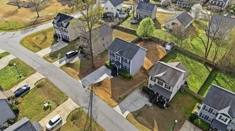308 Chamberlain Drive Clayton NC 27527