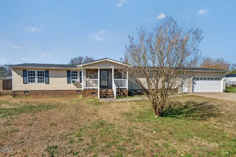 1622 Lancaster Road Pikeville NC 27863