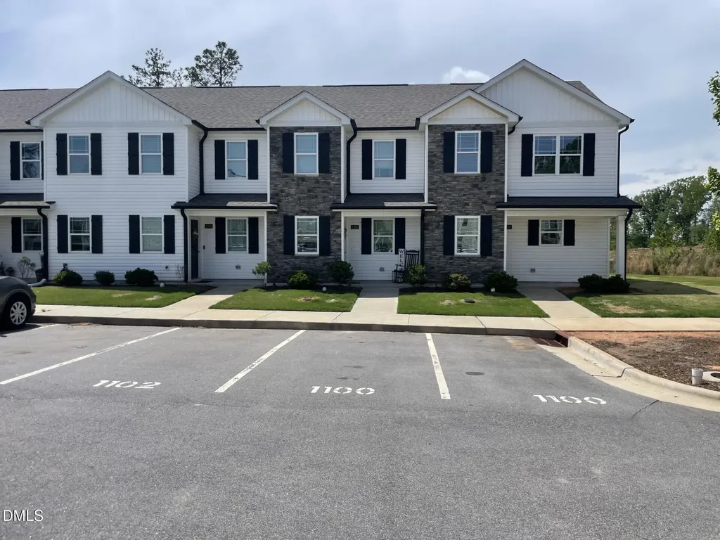 1100 Peony Lane Youngsville NC 27596