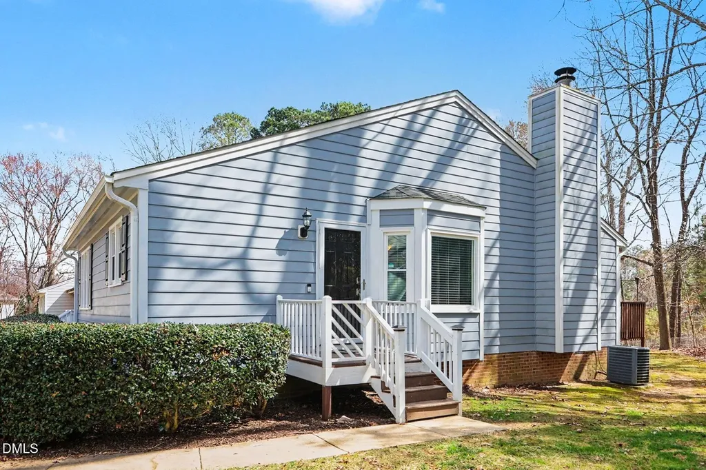 1631 Roanoke Street Raleigh NC 27606