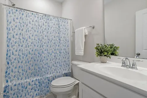 125 Harmony Creek Place Apex NC 27539