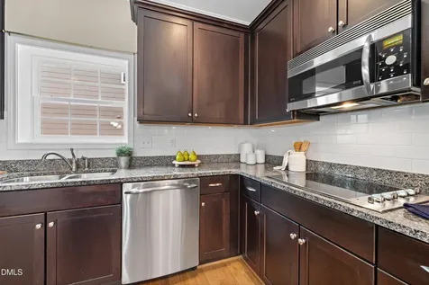 917 Bentbury Way Cary NC 27518