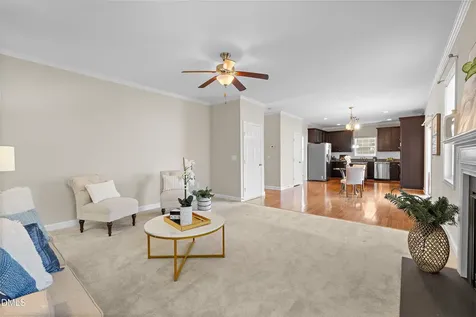 917 Bentbury Way Cary NC 27518