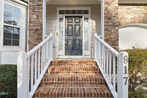 917 Bentbury Way Cary NC 27518
