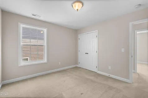 917 Bentbury Way Cary NC 27518