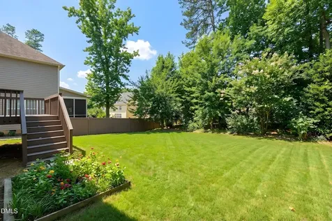 917 Bentbury Way Cary NC 27518