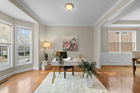 917 Bentbury Way Cary NC 27518
