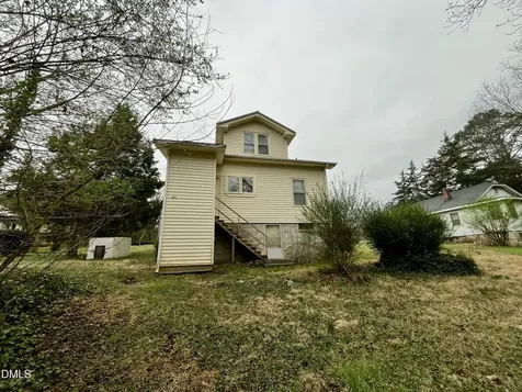 318 W Franklin Street Warrenton NC 27589