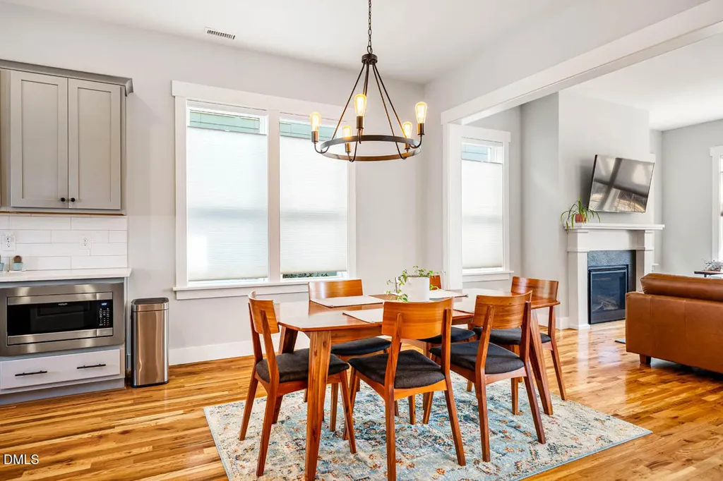 646 Great Ridge Parkway Chapel Hill NC 27516