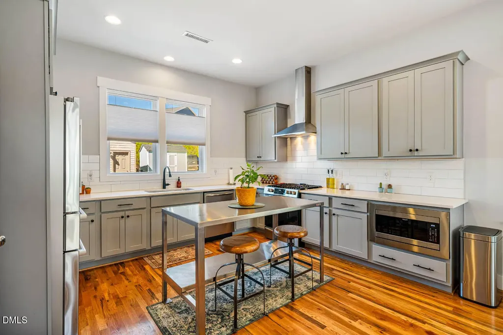 646 Great Ridge Parkway Chapel Hill NC 27516