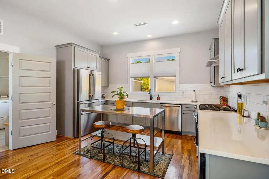 646 Great Ridge Parkway Chapel Hill NC 27516