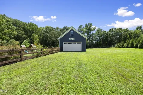 2416 Eddie Howard Road Willow Springs NC 27592