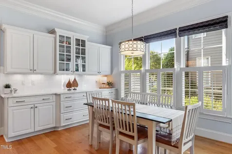 6017 Mentmore Place Cary NC 27519