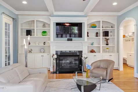 6017 Mentmore Place Cary NC 27519