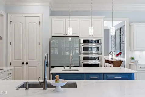 6017 Mentmore Place Cary NC 27519
