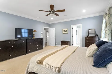 6017 Mentmore Place Cary NC 27519