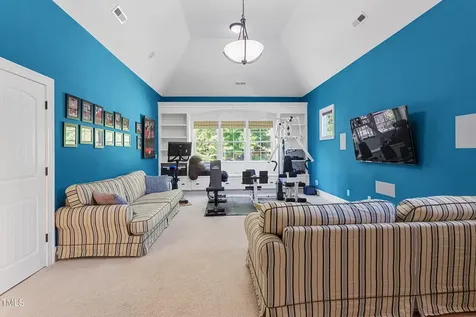 6017 Mentmore Place Cary NC 27519