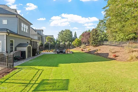 6017 Mentmore Place Cary NC 27519