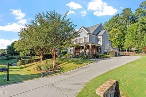 6017 Mentmore Place Cary NC 27519