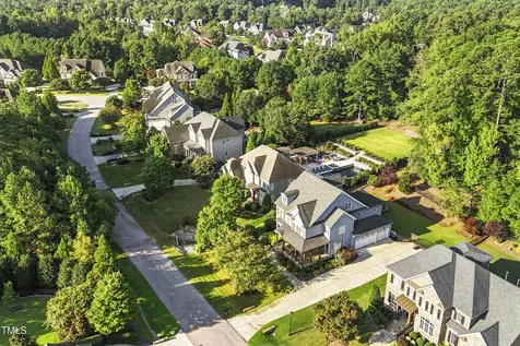 6017 Mentmore Place Cary NC 27519
