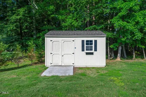 328 Bryerstone Drive Willow Springs NC 27592