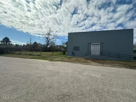 902 Douglas Street S Wilson NC 27893