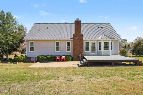 2004 Little Pond Place Willow Springs NC 27592