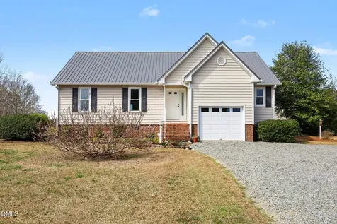 2004 Little Pond Place Willow Springs NC 27592