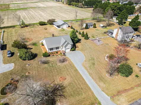 2004 Little Pond Place Willow Springs NC 27592