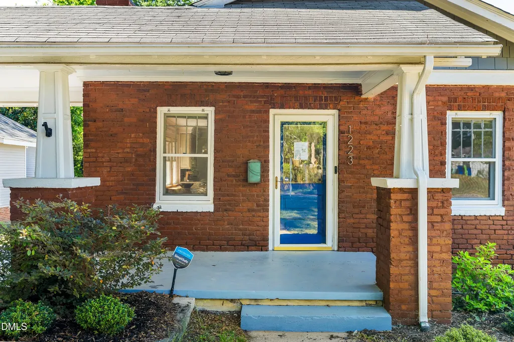 1223 Courtland Drive Raleigh NC 27604