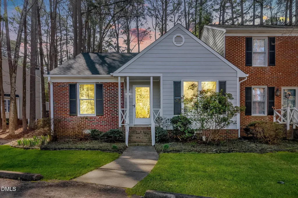 213 Bracken Court Raleigh NC 27615