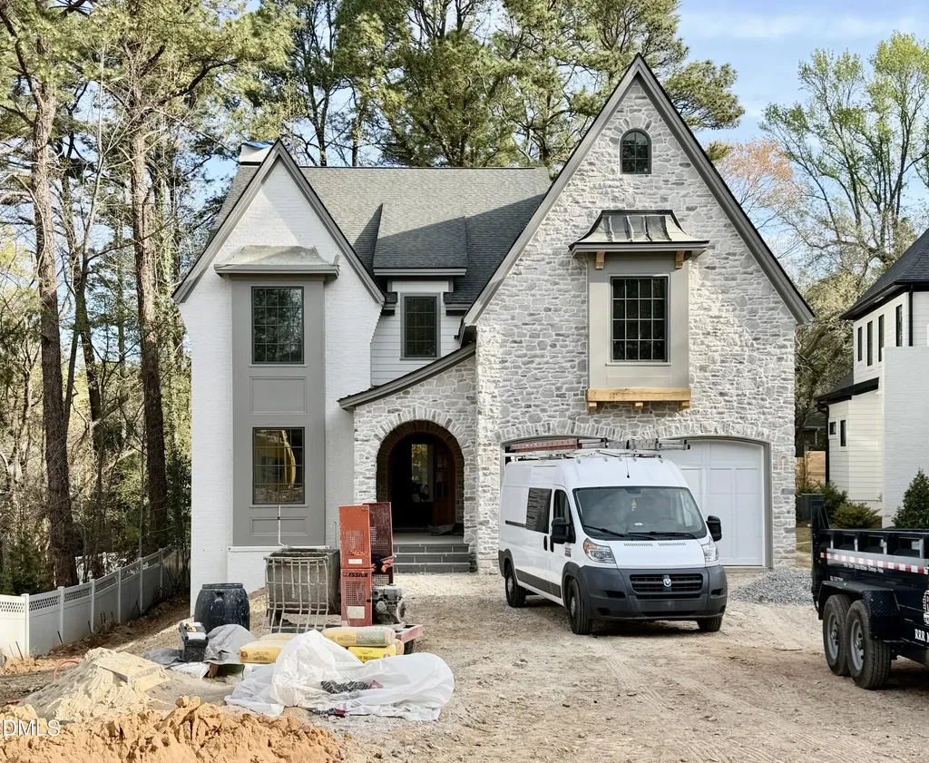 1306 Lennox Place Raleigh NC 27612