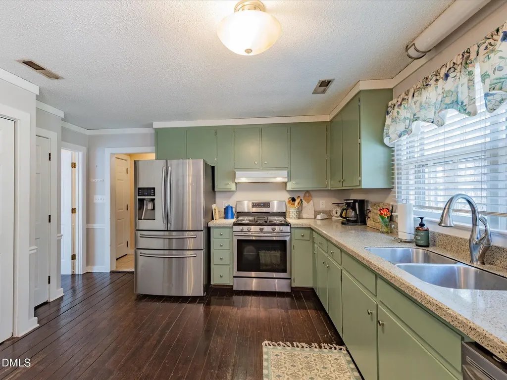 101 Oakwood Drive Wake Forest NC 27587