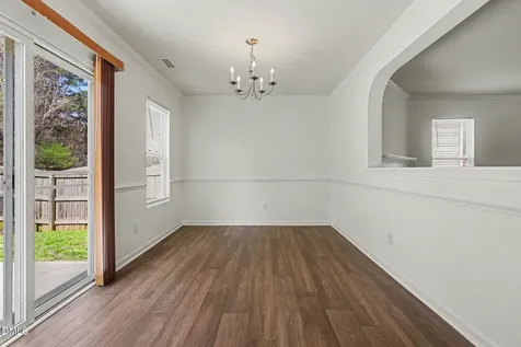 506 Farm House Lane Durham NC 27703