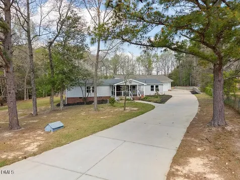 7805 Afton Lane Willow Springs NC 27592