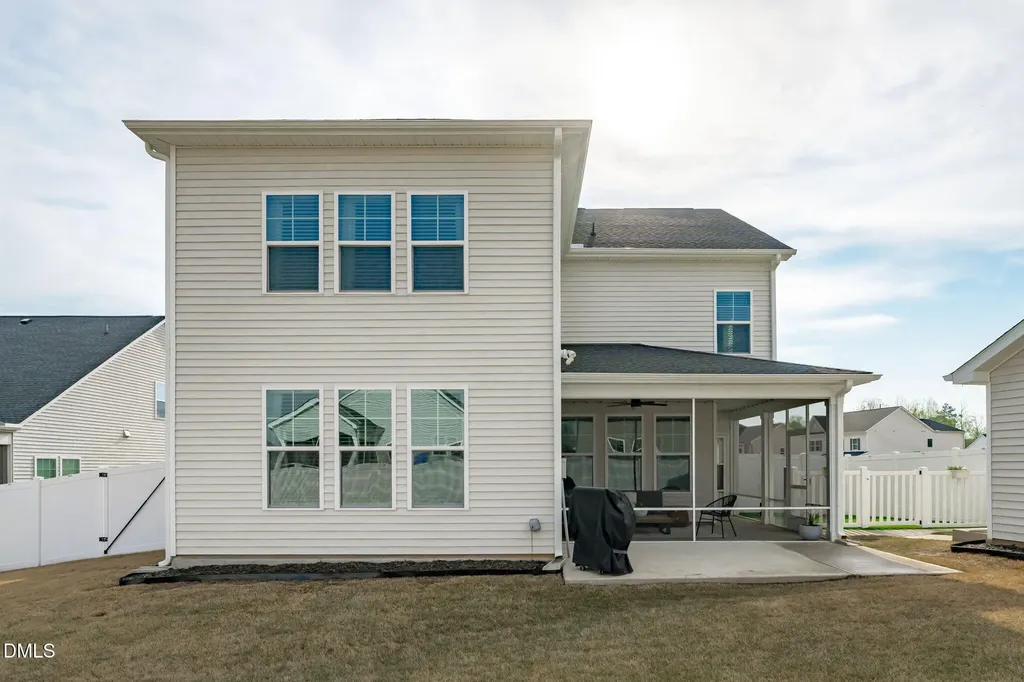 2309 Delaney Hills Lane Fuquay Varina NC 27526