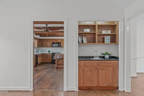 207 Larkwood Lane Cary NC 27518