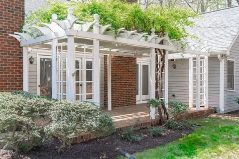207 Larkwood Lane Cary NC 27518